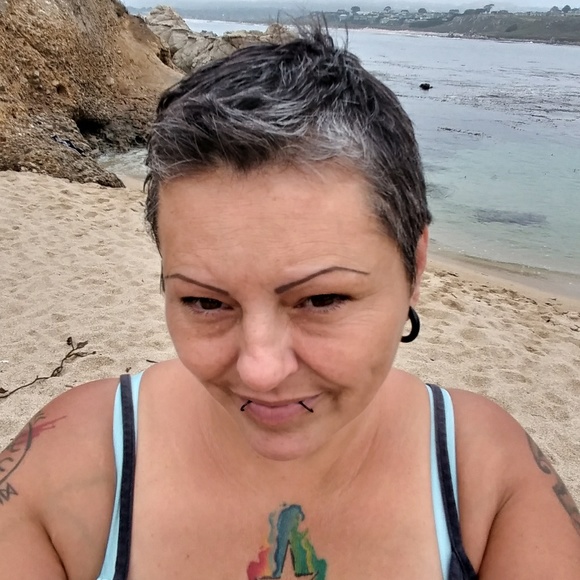 Meet your Posher, Serena - Picture 2 of 8